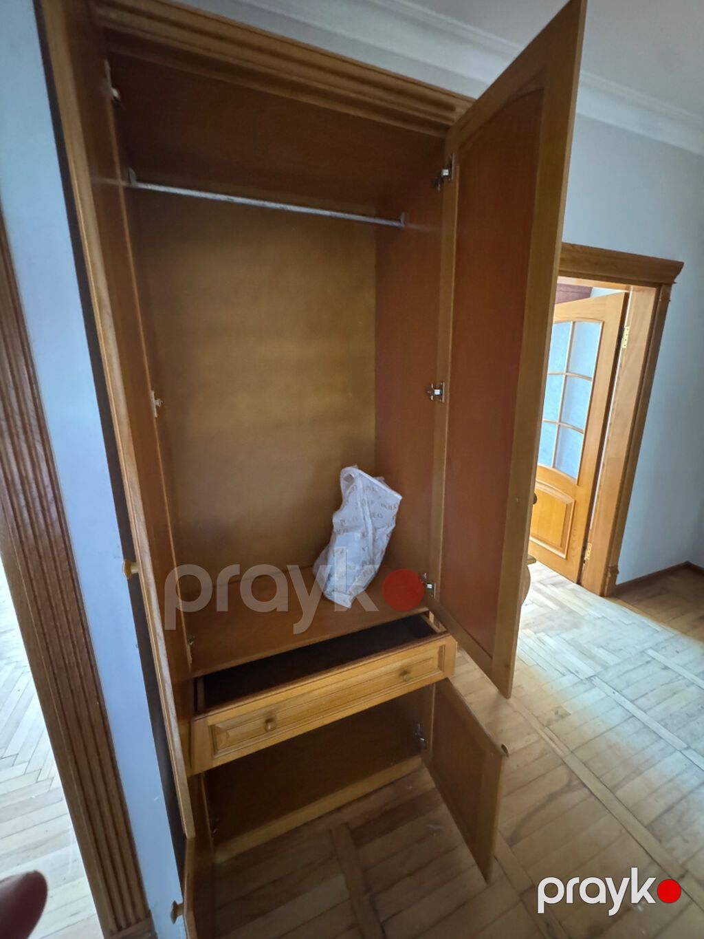 İşlənmiş, 2 qapılı, Taxta, Açılan, Düz dolab — Şkaflar, Bakı (2)