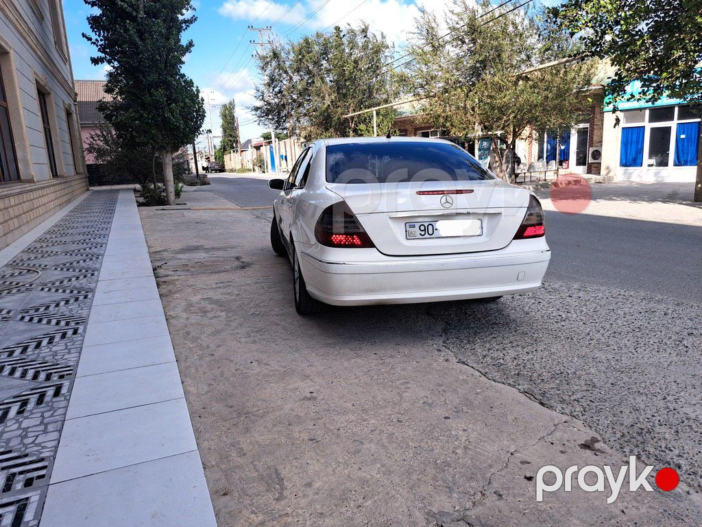 Mercedes E 220, 2.2 L, 2005 il, 416 000 km — Avtomobillər, Bakı (4)