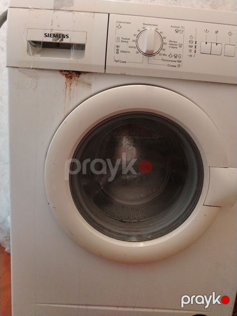 Siemens. Tək qüsuru sıxmada bir az səs edir. Başqa heç bir problemi — Bakı