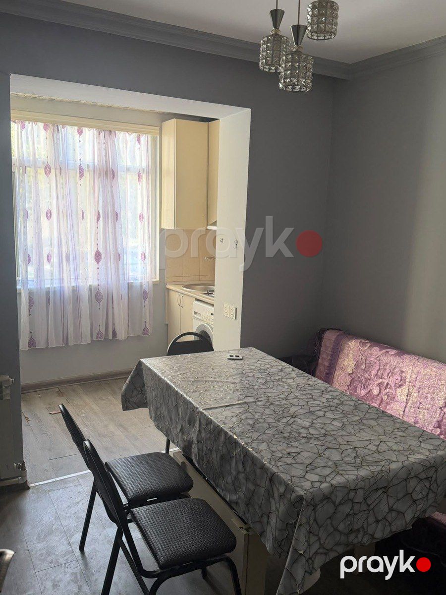 İcarəyə verilir 2 otaqlı köhnə tikili 45 m² — Mənzil, Bakı