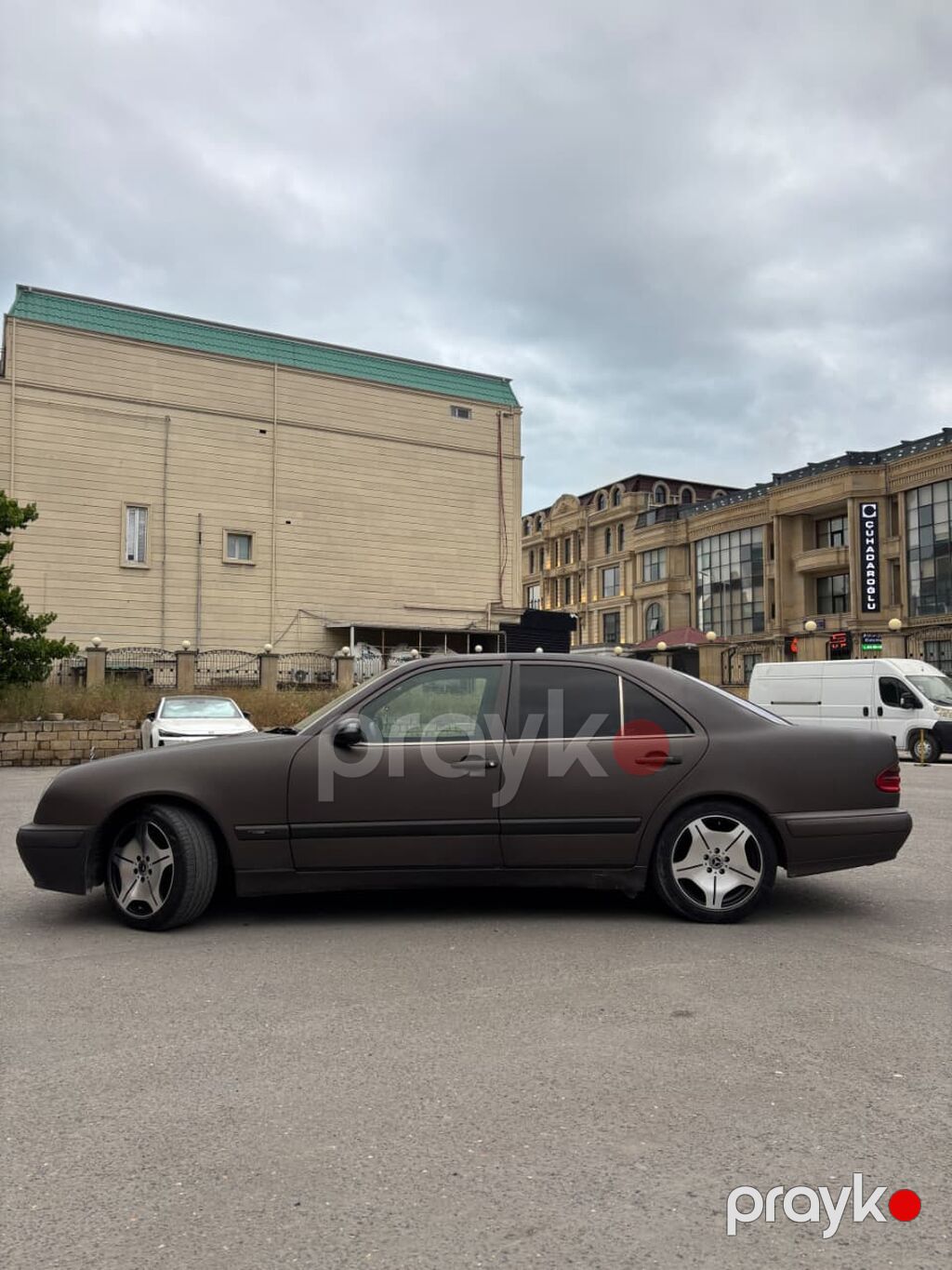 Mercedes-Benz E-Class: 2.2 l 2001 il Sedan — Avtomobillər, Bakı (2)