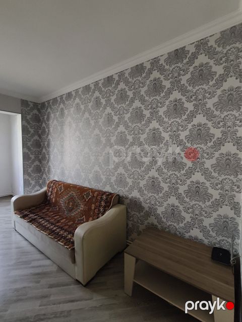 İcarəyə verilir 2 otaqlı köhnə tikili 55 m² — Bakı