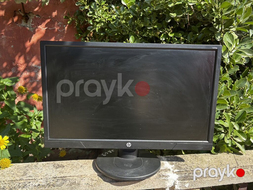 Monitorun yaninda maus ve klavyede verirem HP V213a monitor - Ekran — Monitorlər, Digah (2)