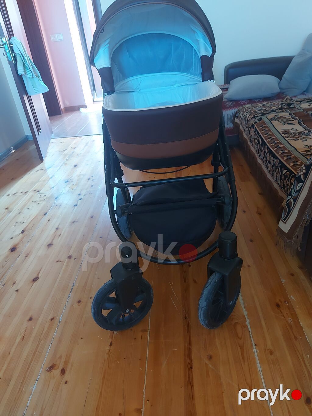 Uşaq arabası – körpələr üçün bəsik tipli lyulka ilə - Rəng: qəhvəyi — Arabalalar, Qobu (2)