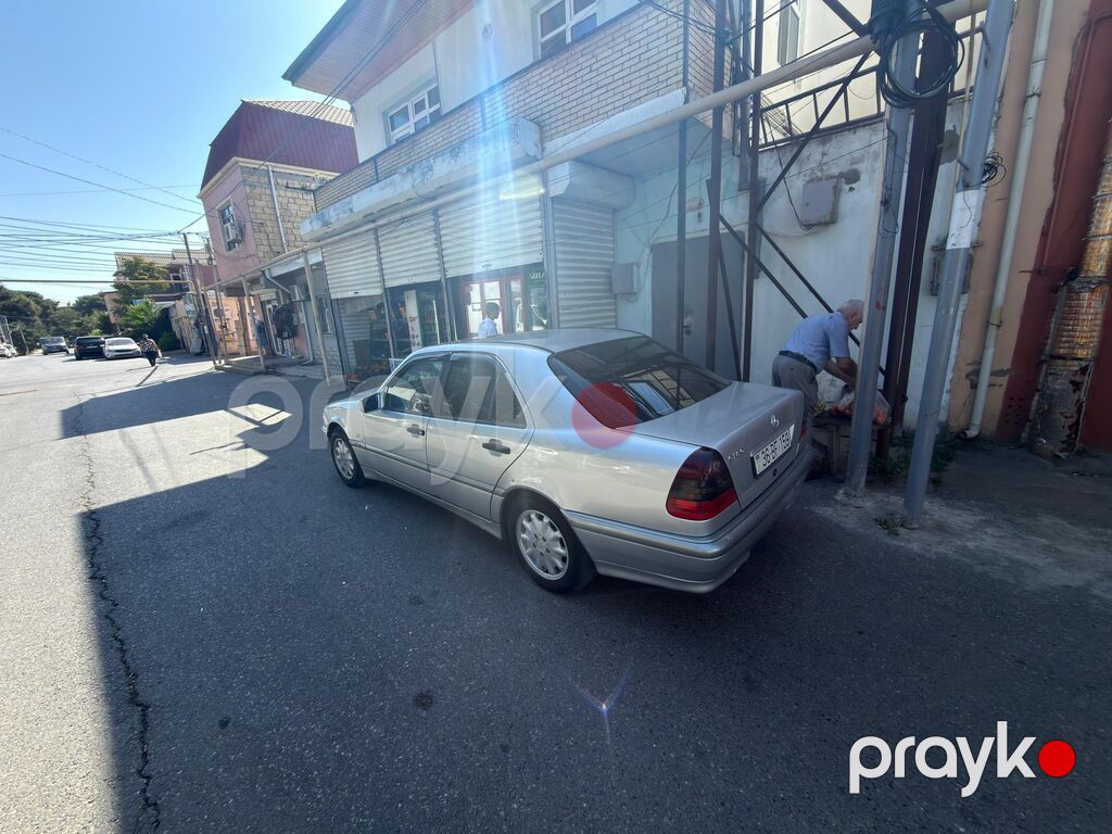 Mercedes-Benz C-Class: 1.8 l 1996 il Sedan — Avtomobillər, Bakı (3)