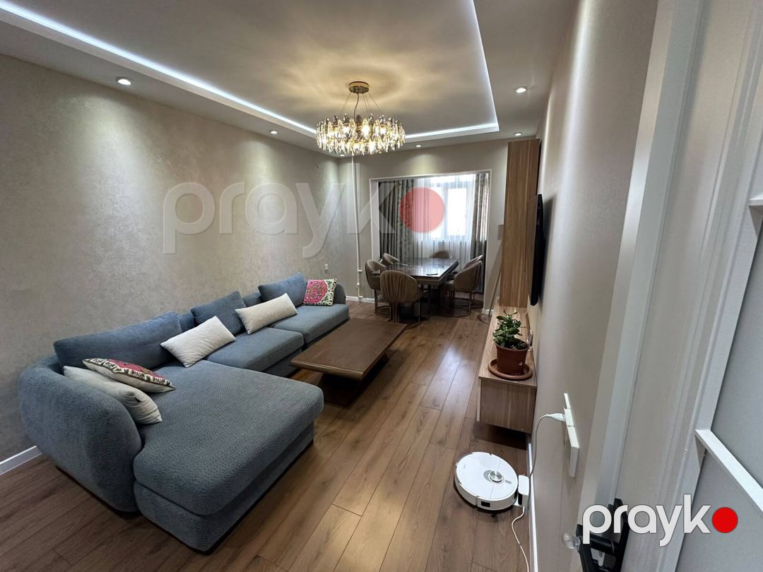Satılır 2 otaqlı köhnə tikili 65 m² — Mənzil, Bakı