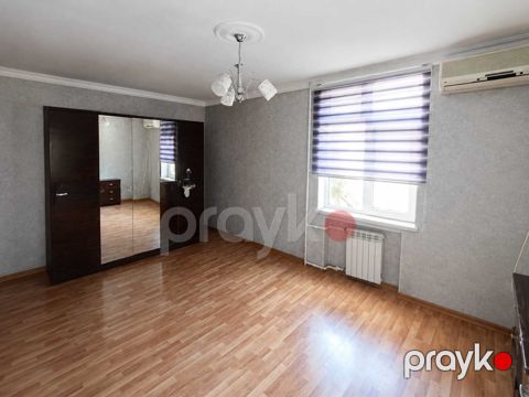Satılır 2 otaqlı köhnə tikili 50 m² — Bakı