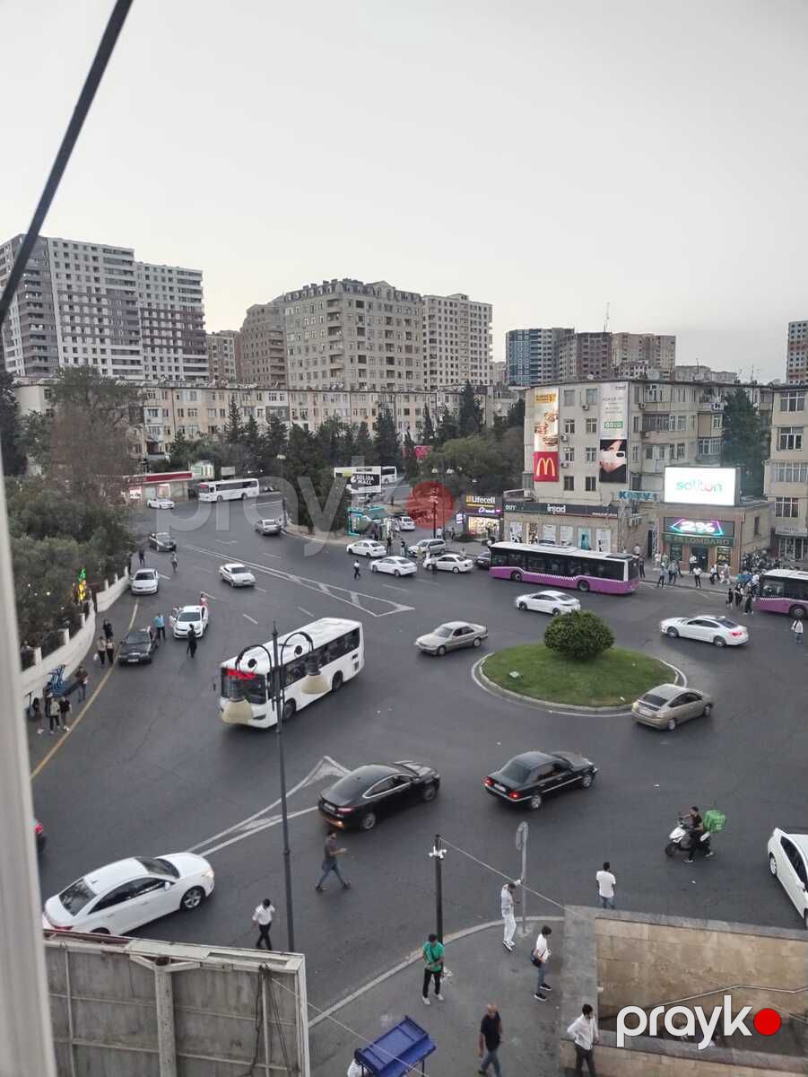 Satılır 1 otaqlı köhnə tikili 40 m² — Mənzil, Bakı (6)