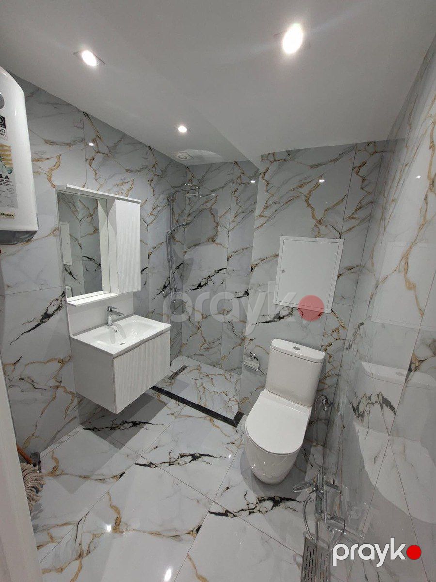 Satılır 2 otaqlı köhnə tikili 45 m² — Mənzil, Bakı (9)