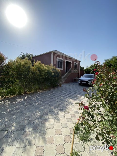 Satılır 4 otaqlı həyət evi/bağ evi 120 m² — Bakı