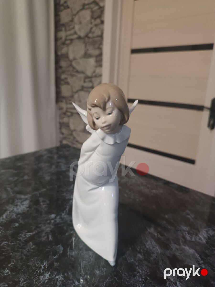 Lladro Curious Angel fiquru — Dekor və interyeri, Bakı (2)