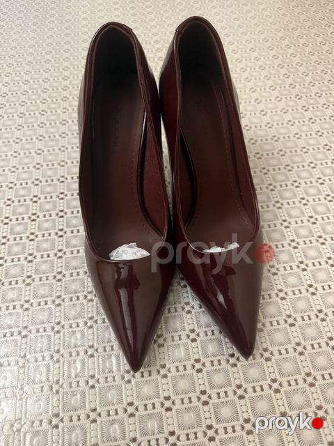 Qadın klassik tufli – bordo, laklı - Model: sivri burunlu, “pumps” — Şəki
