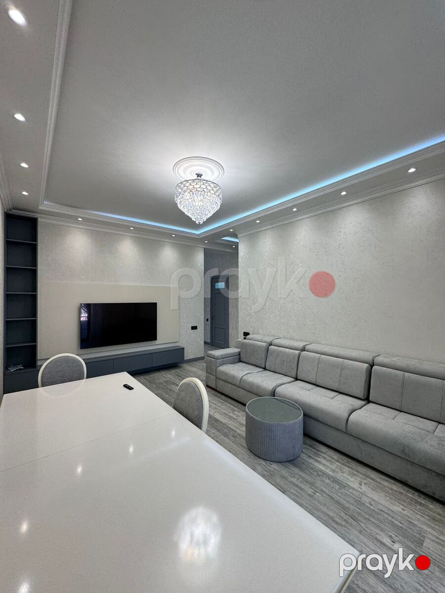 Satılır 3 otaqlı köhnə tikili 95 m² — Mənzil, Bakı (2)