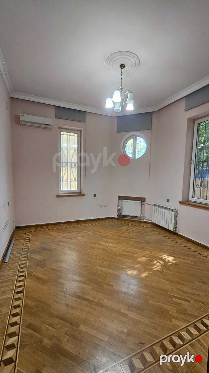 İcarəyə verilir 10 otaqlı həyət evi/bağ evi 200 m² — Ev, villa, Bakı (10)