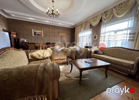Satılır 9 otaqlı həyət evi/bağ evi 300 m² — Bakı