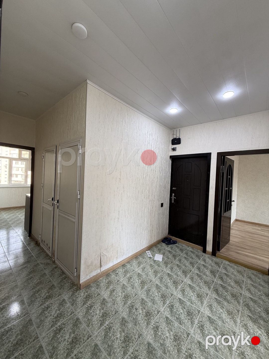 Satılır 4 otaqlı köhnə tikili 102 m² — Mənzil, Bakı (3)