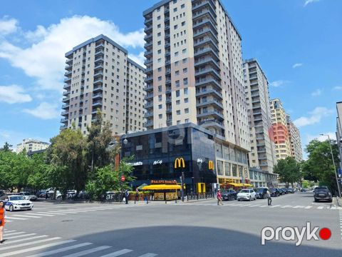 Satılır 3 otaqlı köhnə tikili 85 m² — Bakı