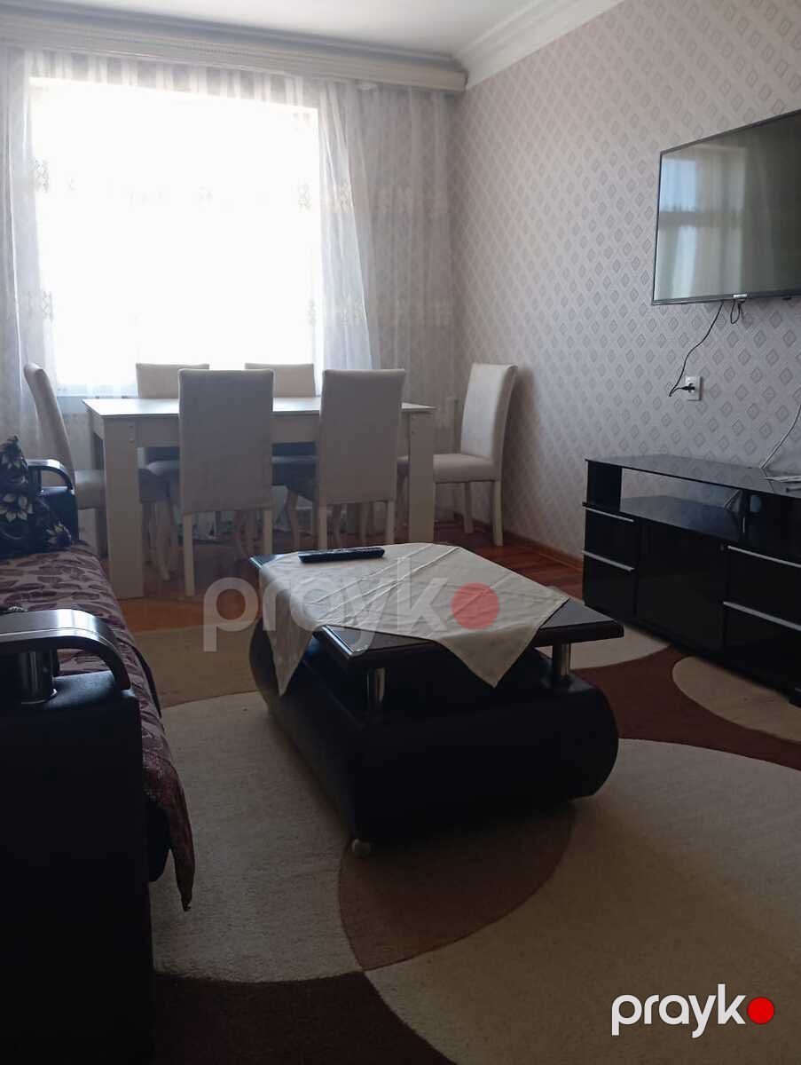 İcarəyə verilir 2 otaqlı köhnə tikili 60 m² — Mənzil, Bakı