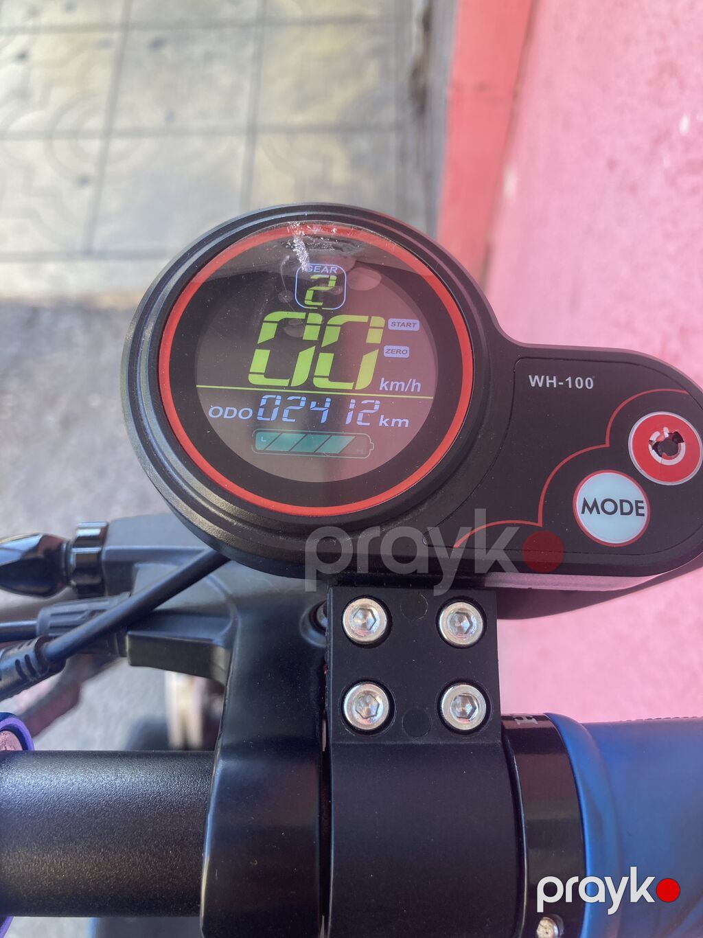İşlənmiş Elektrik samokat 10", 751 - 1000 Vt, 45 km/s, Ünvandan götürmə, Pulsuz çatdırılma, Ödənişli çatdırılma — Skuterlər, Bakı (4)