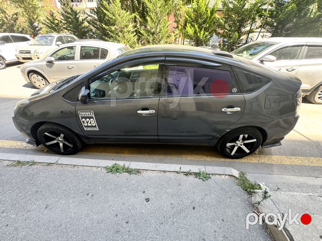 Salam Toyota Prius 20 Gövdə Rəng: Yaş Asvalt İl: 2007 Mühərik: 1.5 A — Avtomobillər, Bakı (3)