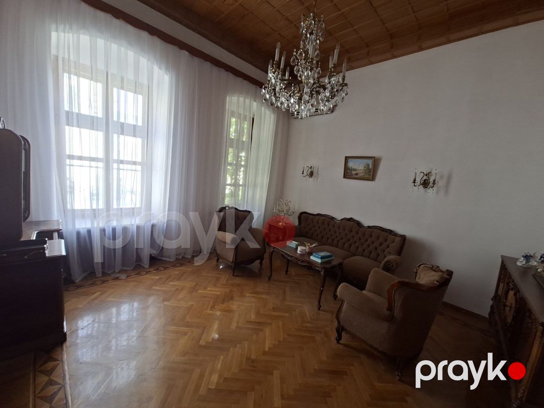 İcarəyə verilir 5 otaqlı köhnə tikili 230 m² — Mənzil, Bakı (5)