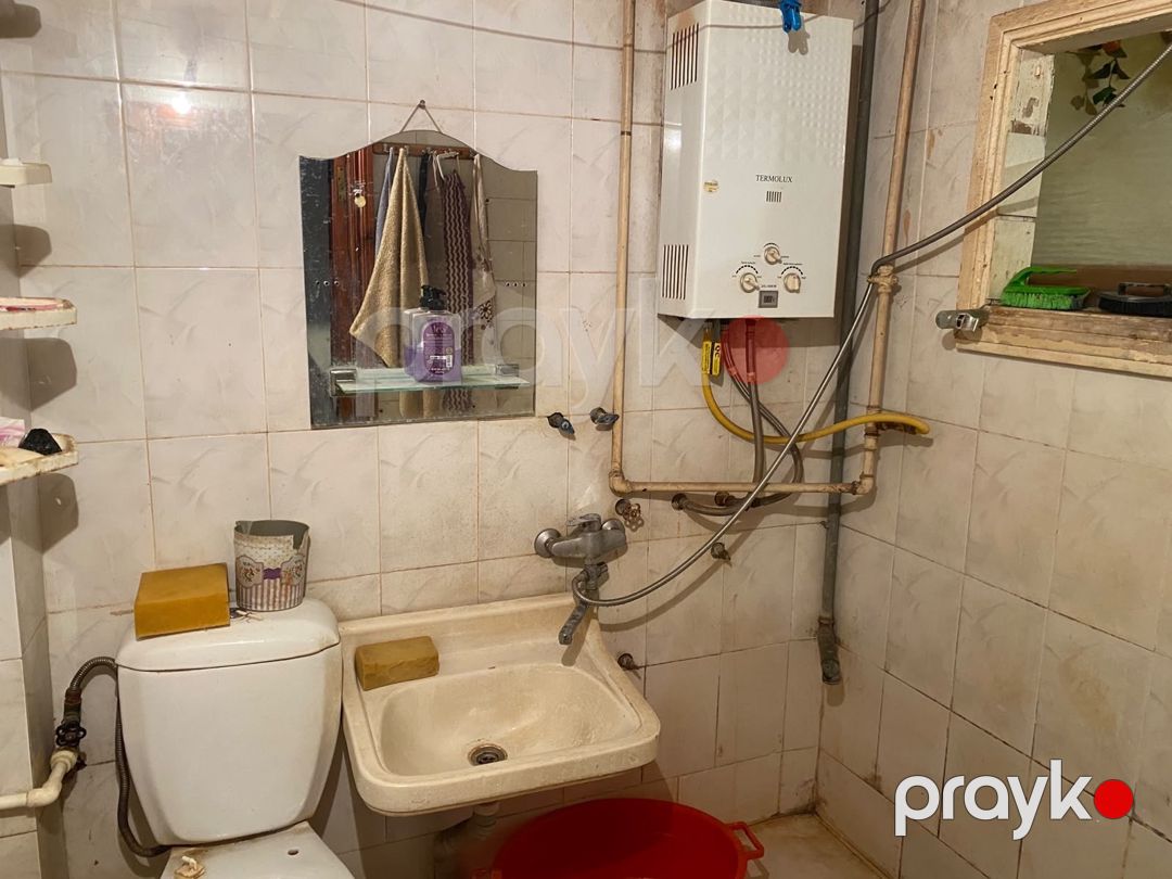 Satılır 1 otaqlı köhnə tikili 35 m² — Mənzil, Bakı (6)
