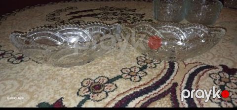 Kristal sirniyyat meyvə- konfet qabi 2 eded qiymeti 60 manat gorduyun — Bakı