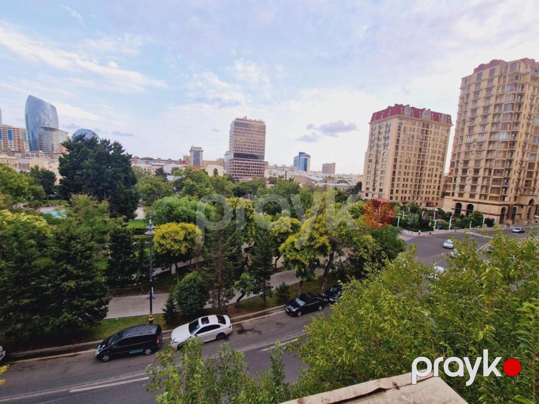 8-otaqlı mənzil, Dilarə Əliyeva küç., 280 m² — Mənzil, Bakı (2)