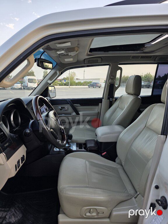 Mitsubishi Pajero, 3.5 L, 2010 il, 192 000 km — Avtomobillər, Bakı (11)