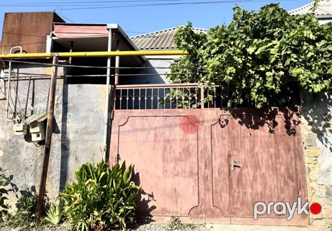 Satılır 3 otaqlı həyət evi/bağ evi 70 m² — Bakı