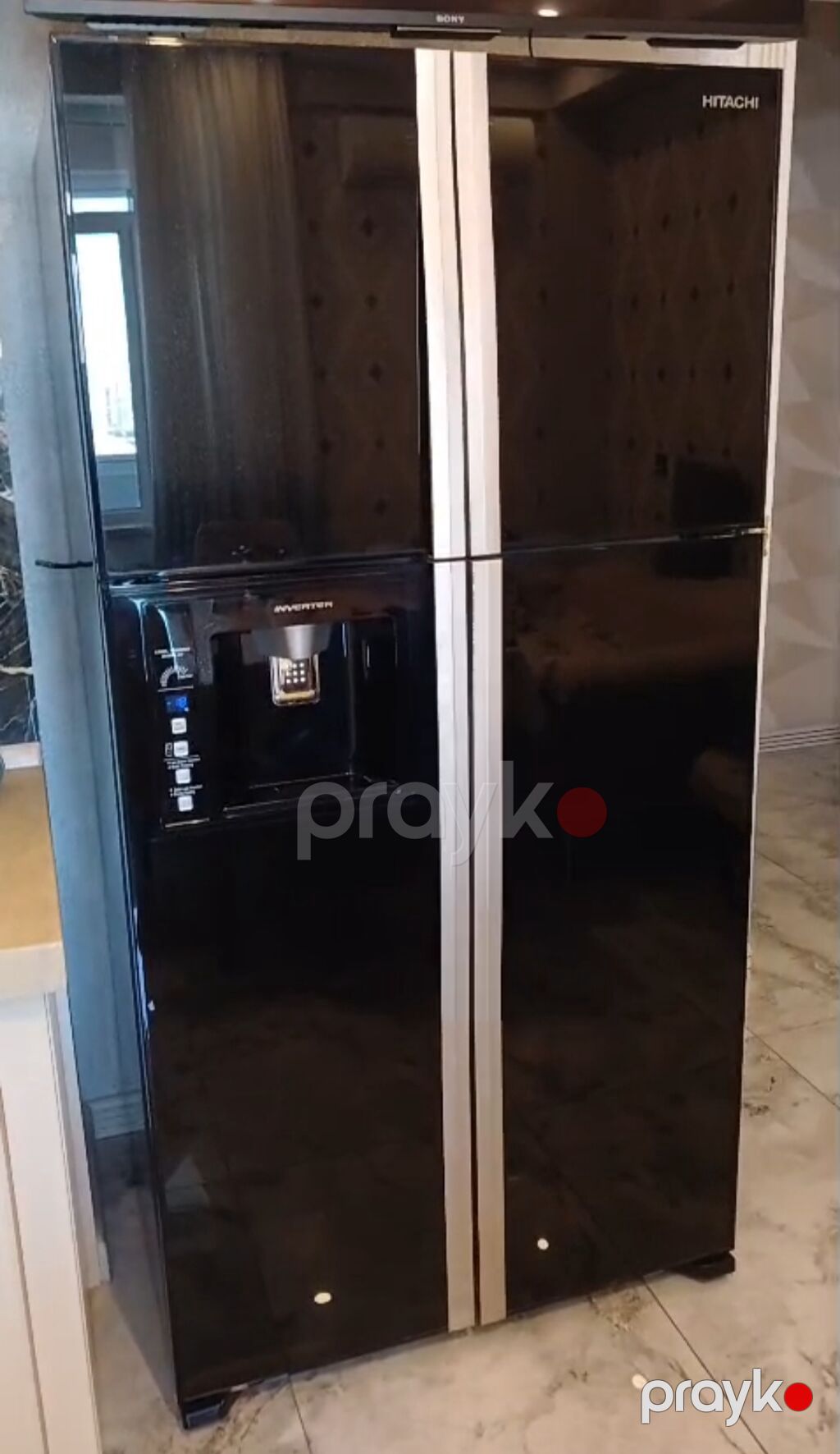 İşlənmiş 4 qapılı Hitachi Soyuducu Satılır, rəng - Qara, Dolab içi — Soyuducular, Zərdab