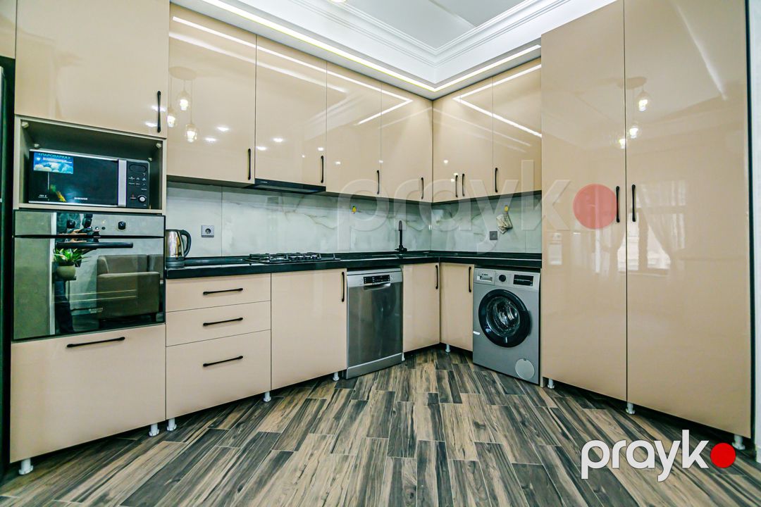 İcarəyə verilir 5 otaqlı köhnə tikili 250 m² — Mənzil, Bakı (5)