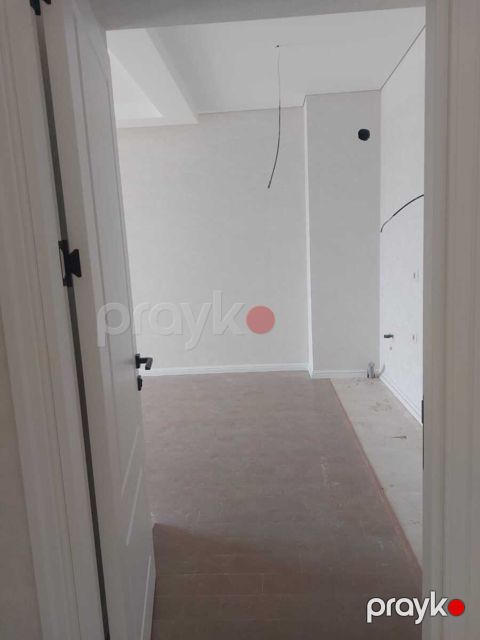 İcarəyə verilir 3 otaqlı yeni tikili 74 m²