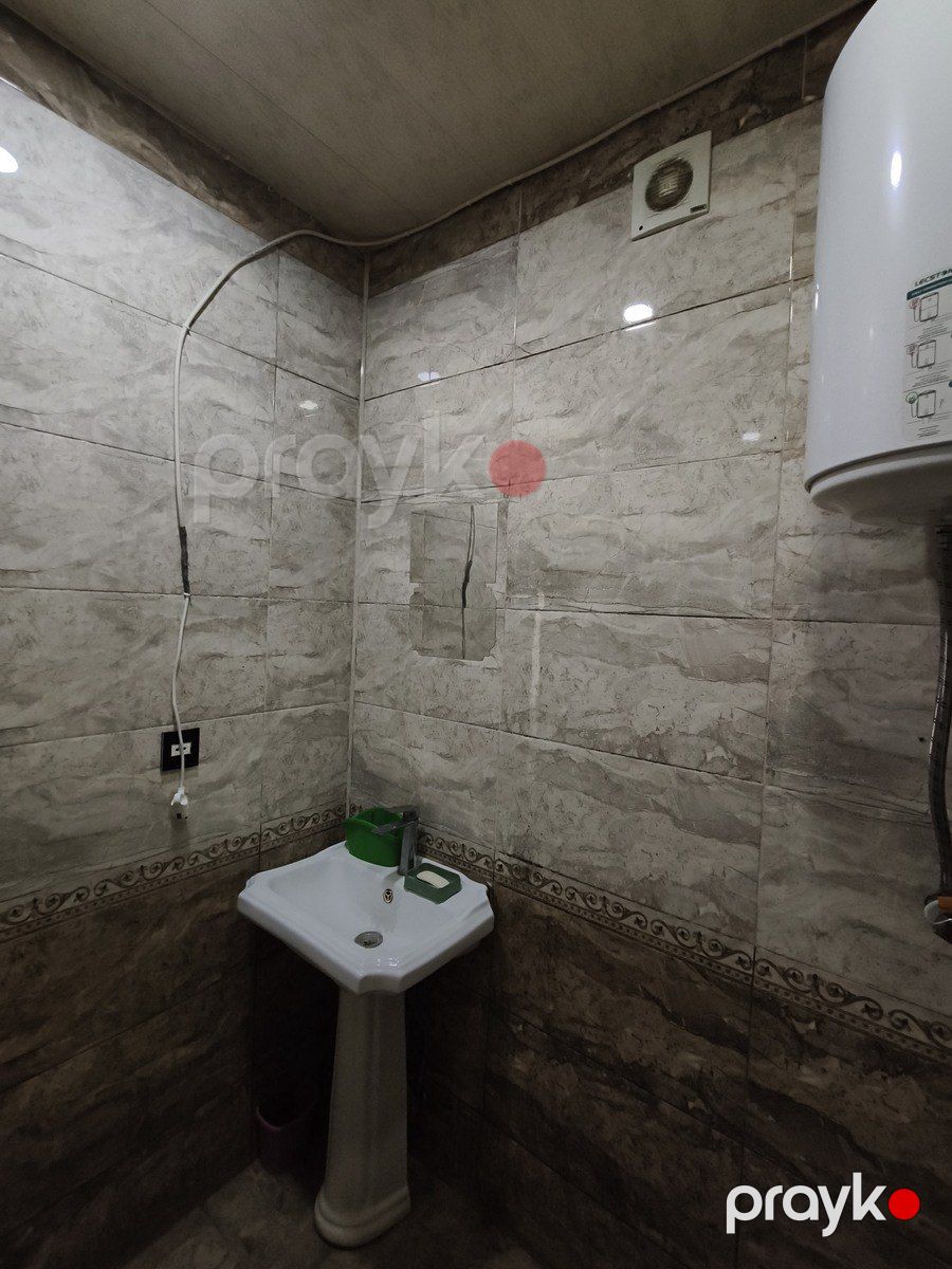 İcarəyə verilir 2 otaqlı köhnə tikili 55 m² — Mənzil, Bakı (10)