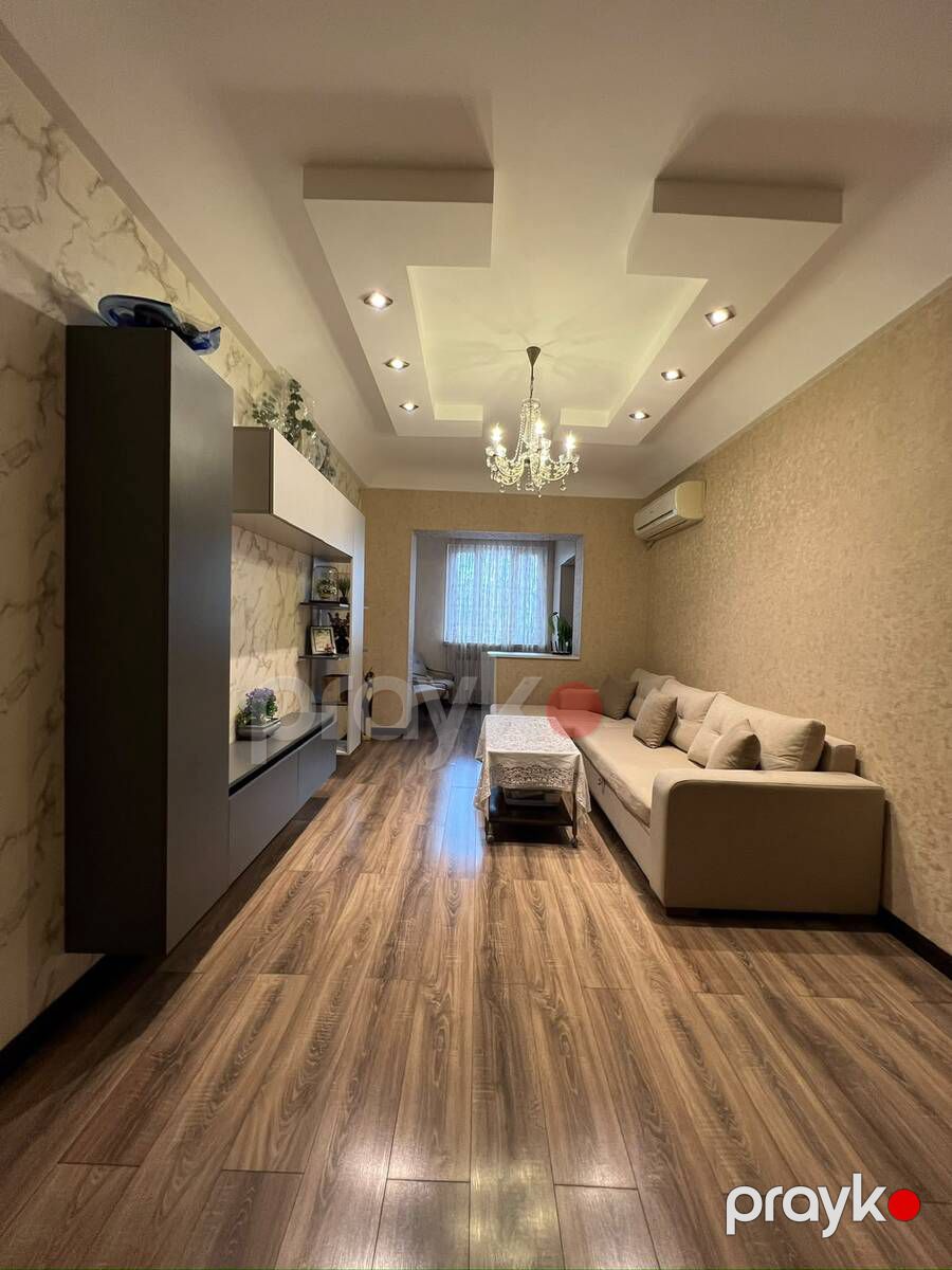 Satılır 4 otaqlı köhnə tikili 100 m² — Mənzil, Bakı (6)