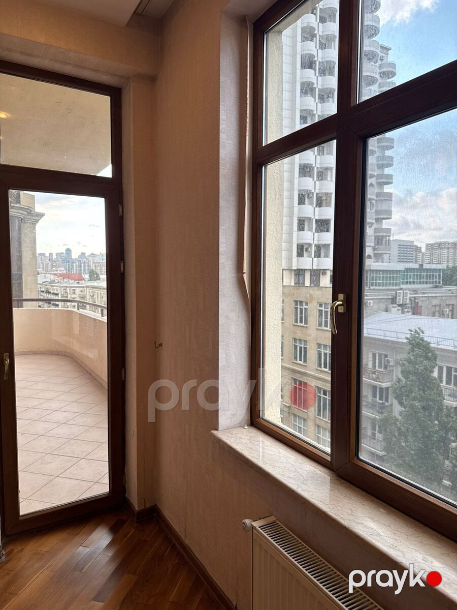 Satılır 4 otaqlı yeni tikili 230 m² — Mənzil, Bakı (5)