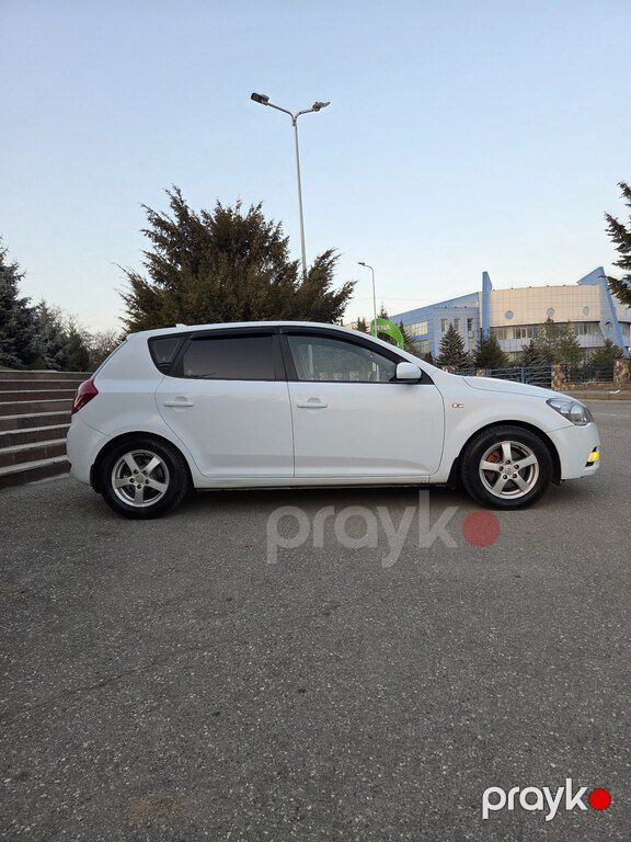 Kia Ceed, 1.4 L, 2011 il, 275 000 km — Avtomobillər, Quba (5)