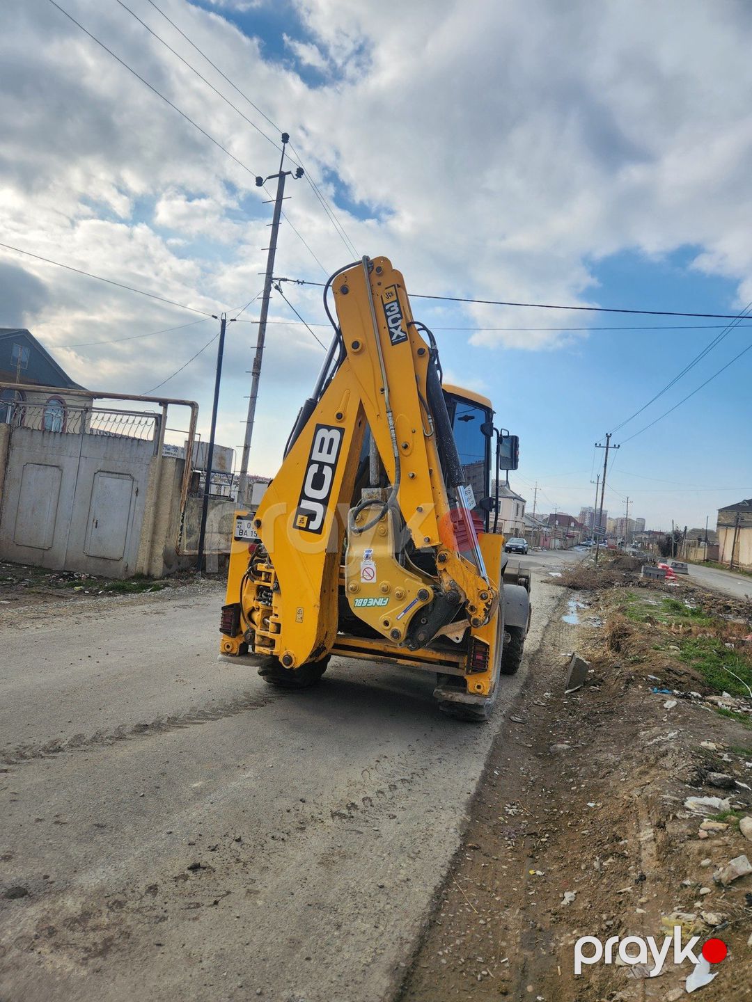 JCB, 2015 il, icarəsi — Avtomobil icarəsi, Bakı (6)