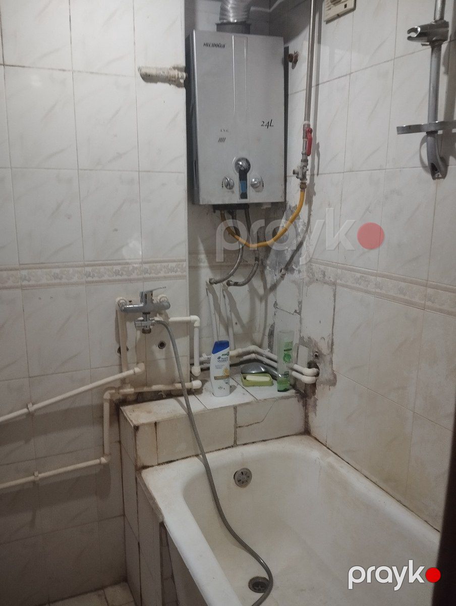 Satılır 3 otaqlı köhnə tikili 91 m² — Mənzil, Bakı (8)