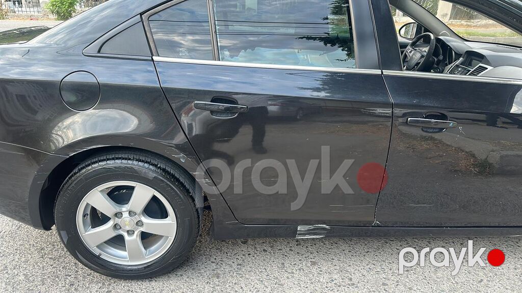 Chevrolet Cruze LT sedan - Kuzov: sedan, qara rəng - Nömrə: 99-UA-438 — Avtomobillər, Bakı (5)