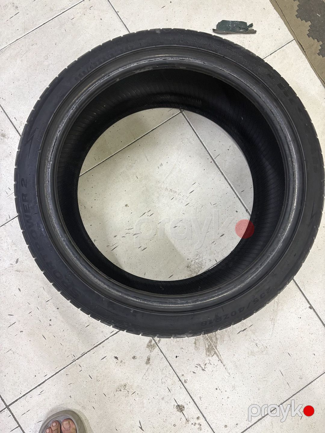 Şinlər 235/40 R18 — Ehtiyat hissələri və aksesuarlar, Bakı (4)