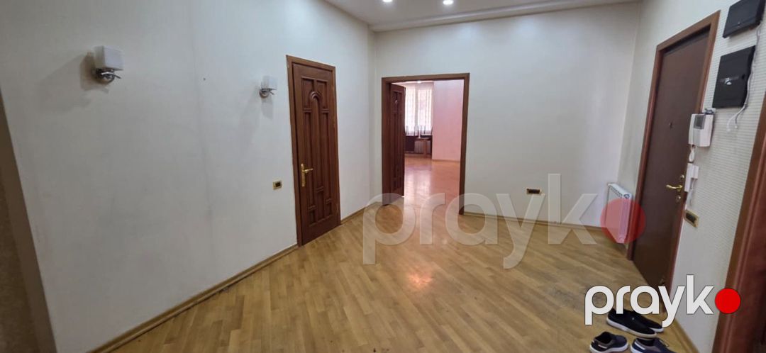 Satılır 4 otaqlı yeni tikili 200 m² — Mənzil, Bakı (5)