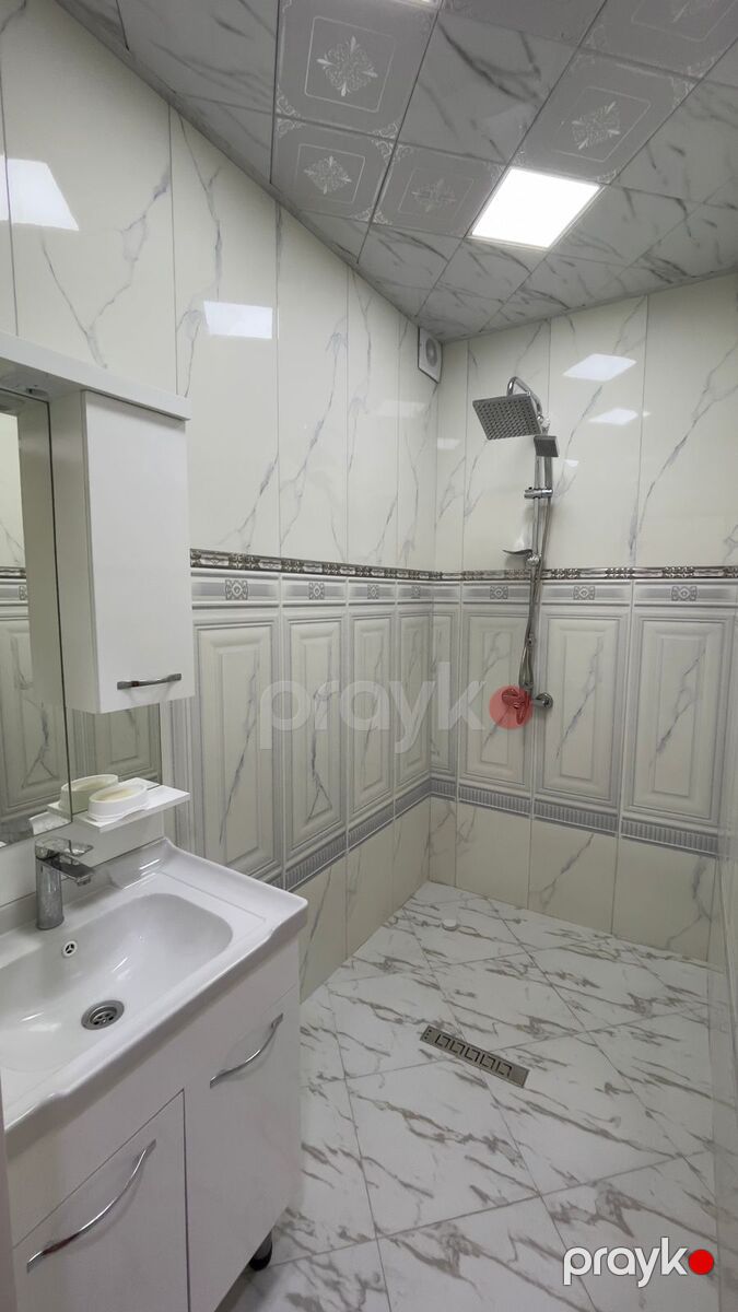 Satılır 4 otaqlı köhnə tikili 100 m² — Mənzil, Bakı (8)