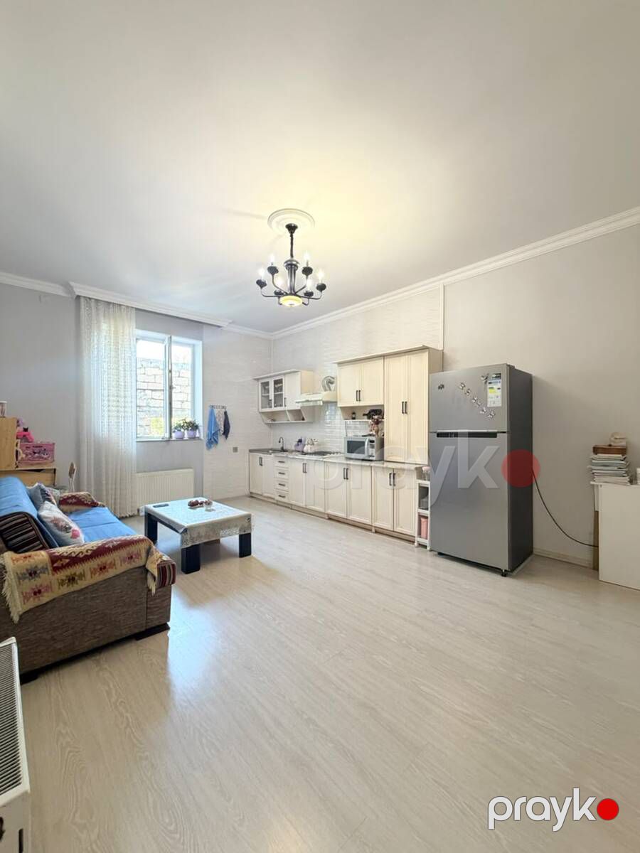 Satılır 10 otaqlı həyət evi/bağ evi 300 m² — Ev, villa, Bakı (7)