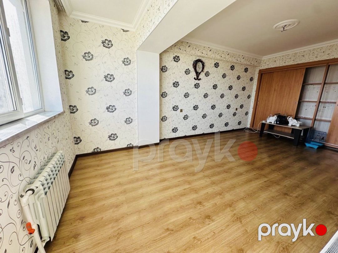 Satılır 2 otaqlı köhnə tikili 72 m² — Mənzil, Bakı (4)