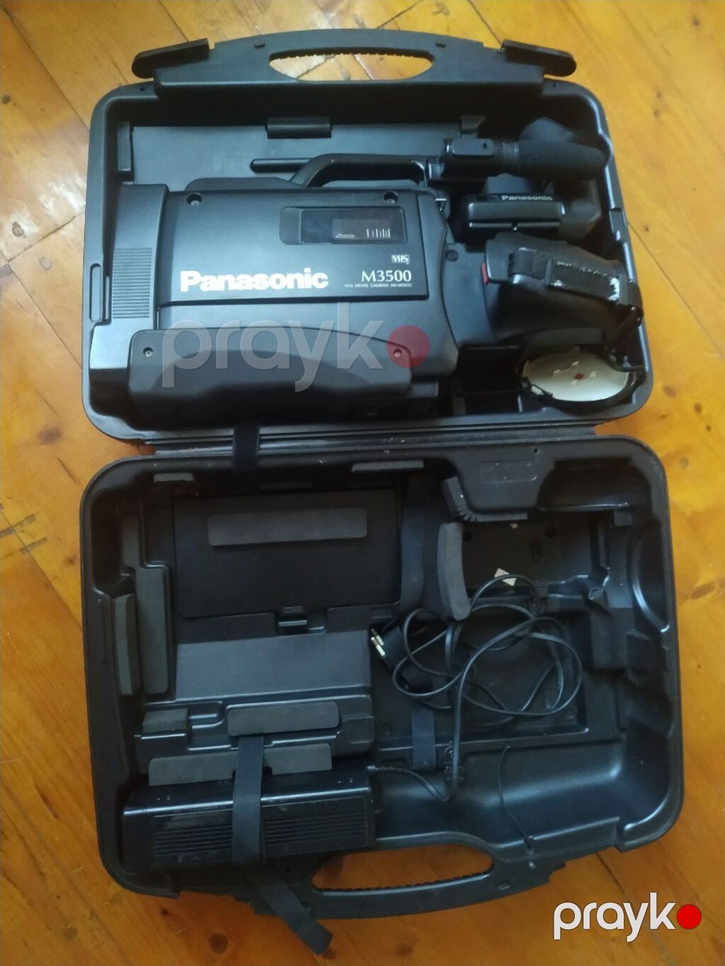 Satılır — Panasonic M3500 VHS videokamera Panasonic M3500 VHS — TV və Video, Bakı (2)
