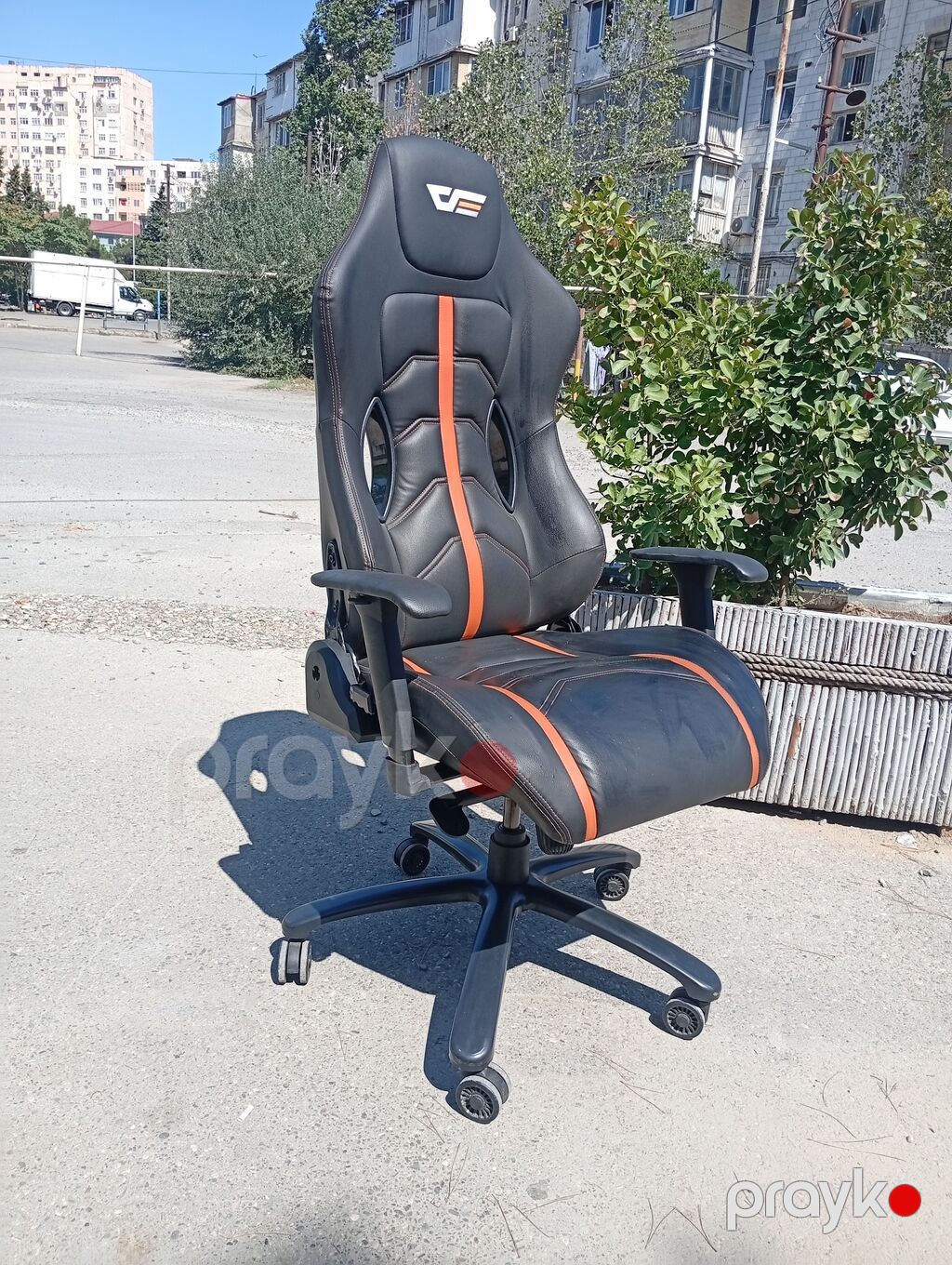 Oyun/ofis kreslosu – CF brend dizaynı Xüsusiyyətlər: - Material: süni — Ofis mebeli, Bakı (3)