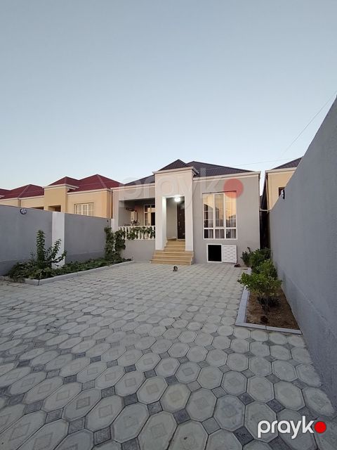 Satılır 4 otaqlı həyət evi/bağ evi 100 m² — Bakı