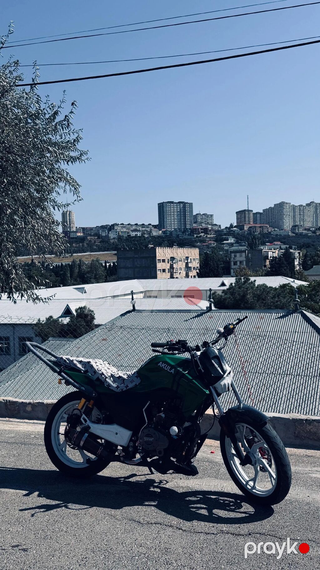 Motosiklet – yaşıl rəngli street/naked tip. Gecə sürüşləri üçün parlaq — Motosikletlər, Mehdiabad (7)