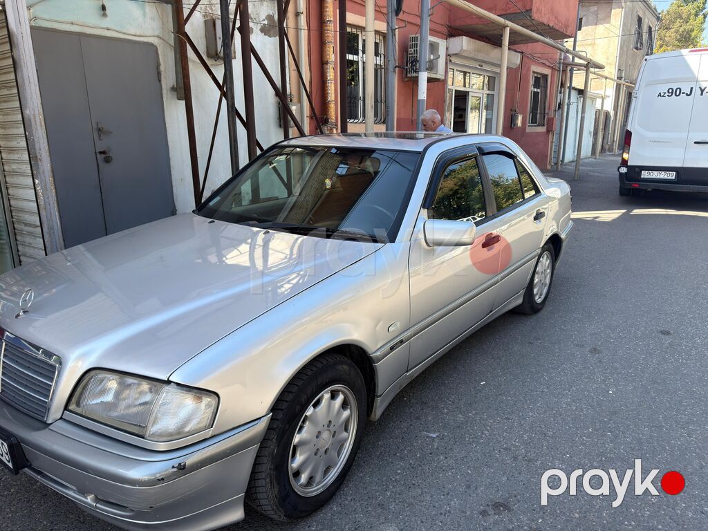 Mercedes-Benz C-Class: 1.8 l 1999 il Sedan — Avtomobillər, Bakı (3)